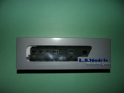 Models voiture voyageurs - *,