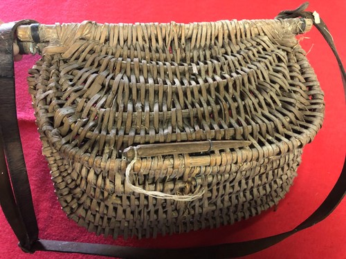 Ancien panier pêche en - de,