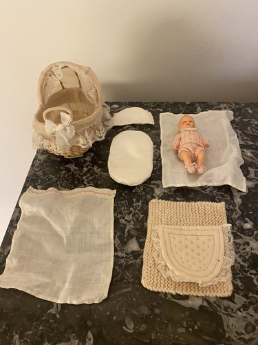 Poupon berceau avec linge - poupon, et