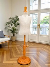 MANNEQUIN  D ENFANT  DES