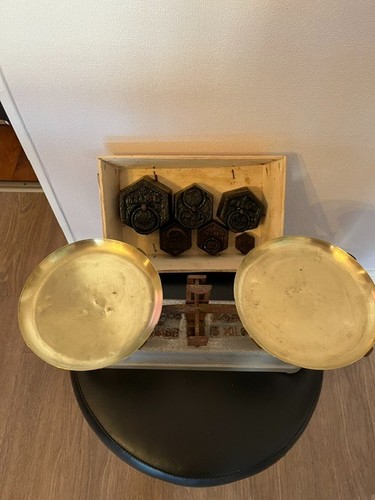 Grande balance ancienne type - grande,