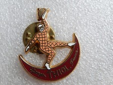 pin's - GEORGES THIOL FRANCE - signé Martineau