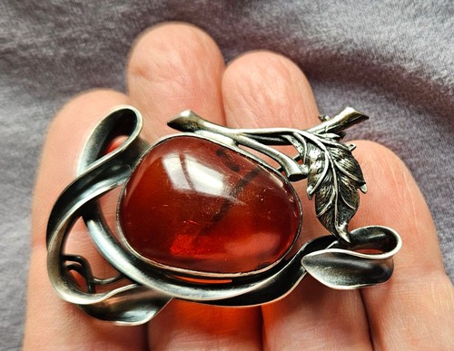 Broche vintage motif - à,