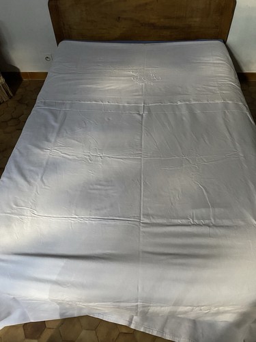 Drap ancien brodé - drap,
