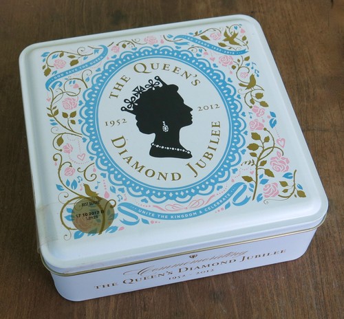Queen diamond jubilee - diamond,