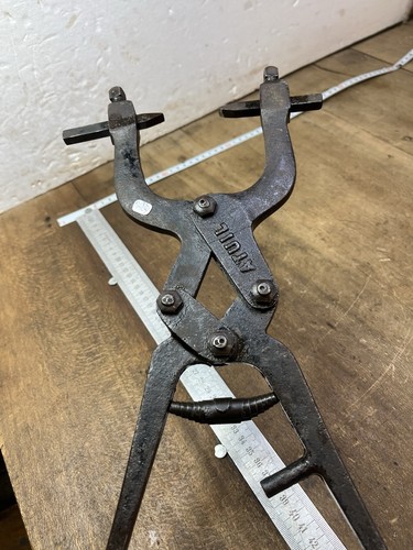 Old tool outil ancien - old,