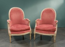 PAIRE DE FAUTEUILS BERGERES (