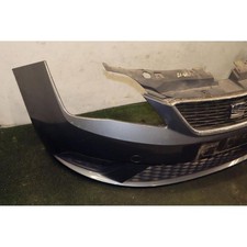 enjoliveur pare-choc avant