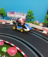 Voiture pour circuit Carrera