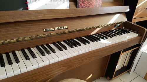 Piano droit études fazer - droit,