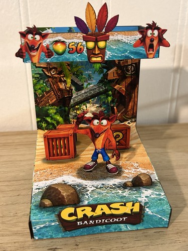 Crash bandicoot diorama - crash,