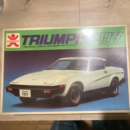 Bandai triumph tr7 maquette - bandai,