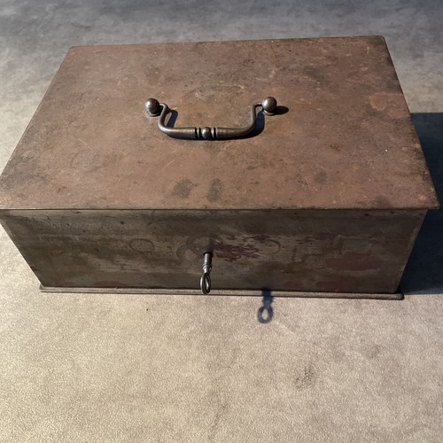 Ancien coffre fort fer - coffre,