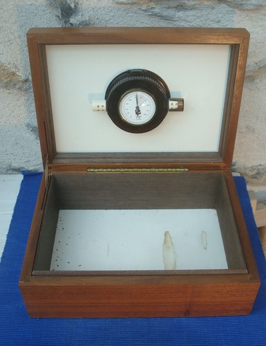V72 jolie boite cave coffret - boite,