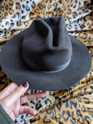 Chapeau feutre véritable - en,