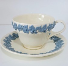 Wedgwood Lavender On Cream
