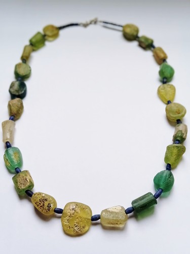 Collier perles fouilles - de,