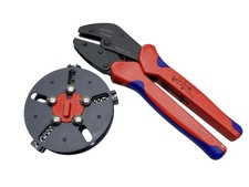 Pince à sertir avec chargeur