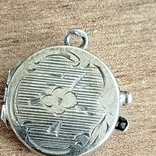 Petite médaille reliquaire - petite,