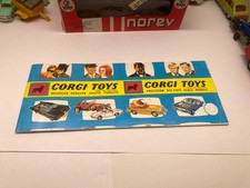 ANCIEN CATALOGUE CORGI TOYS