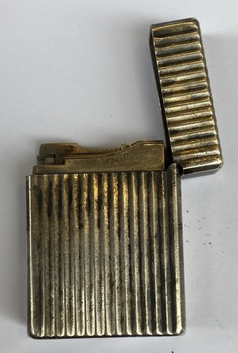 Briquet plaque argent - en,