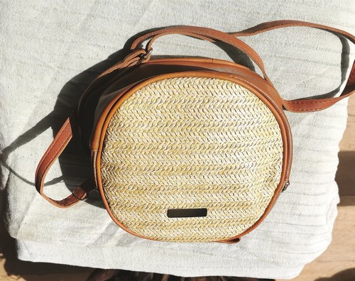 Sac paille tressé rond - en,