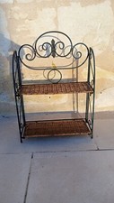 Ancienne Étagère a poser En Fer Forgé Et Osier  Vintage .