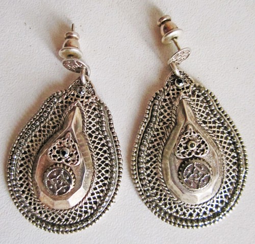 Boucles oreille en métal - d'oreille.,