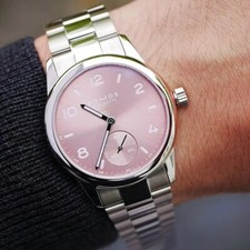 NOMOS Glashütte Club Sport