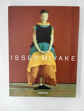 Issey Miyake - Mark Holborn (Taschen 1996, relié)