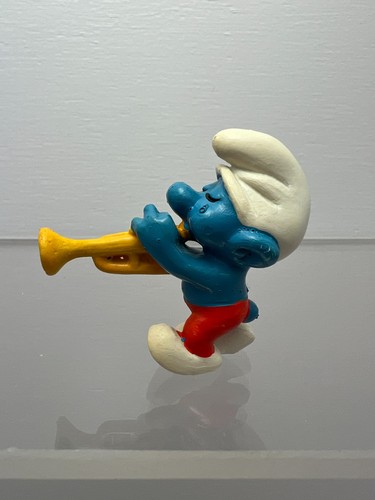 Figurine schtroumpfs trompette