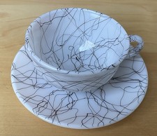 Tasse à thé avec soucoupe