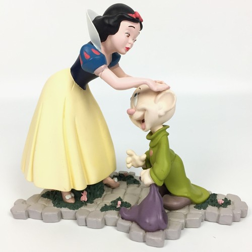 Snow white resin - snow,