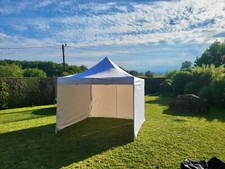 Barnum +3 murs Tonnelle de