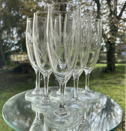 Verre pied flute à - 6,