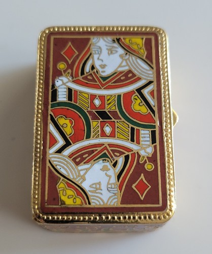 Ancienne petite boîte - ancienne,
