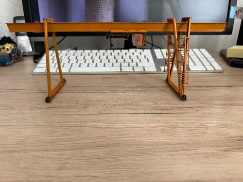 Plasticart grue portique h0 - plasticart,