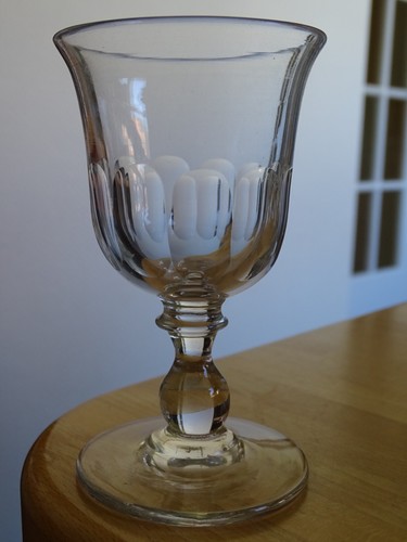 Ancien verre vin en - verre, a