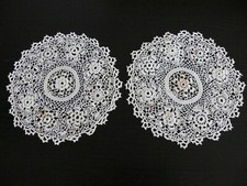 Napperons ronds anciens