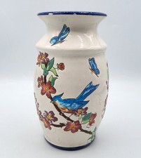 Vase en faïence aux émaux de