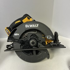 DEWALT 60V MAX Flexvolt Brushless Cordless 7-1/4 in. Circular Saw DCS575