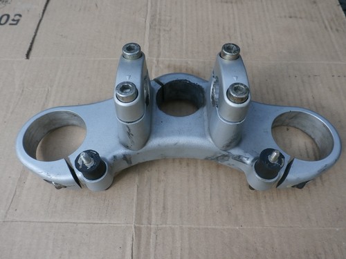 Fourche superieur ducati - te,