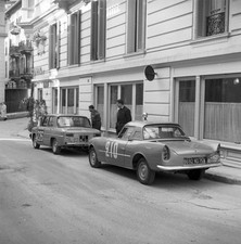 Picart & Petiti, Renault ahead of Barbier & Zublena, Rene Bonnet 1963 Old Photo