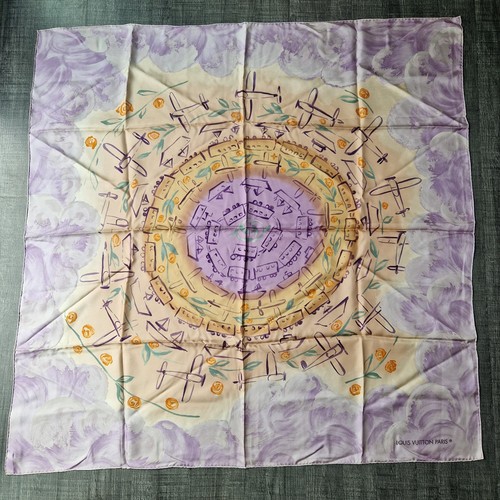 Foulard louis vuitton 100 - foulard, vuitton🪻