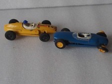 lot de 2 anciennes voitures