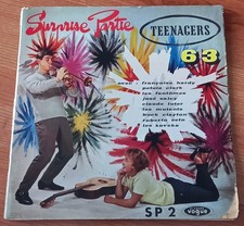 SURPRISE-PARTIE TEENAGERS