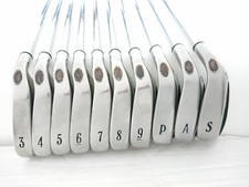 Ensemble fer à repasser droit