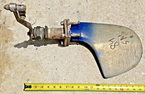 Rudder port tiller arm bolts - port,