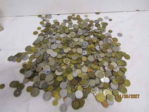 Lot 4 kilos de pieces - de,