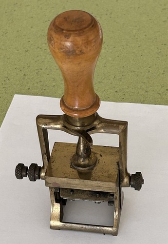 Ancien tampon encreur - ancien, dateur
